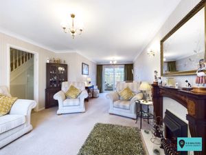 Living/Dining Room- click for photo gallery